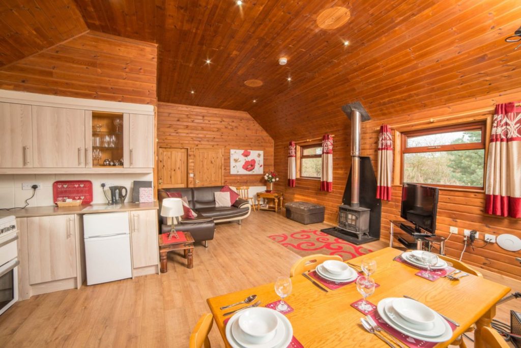 Willow Plus 6 Lodge | Westfield Country Park